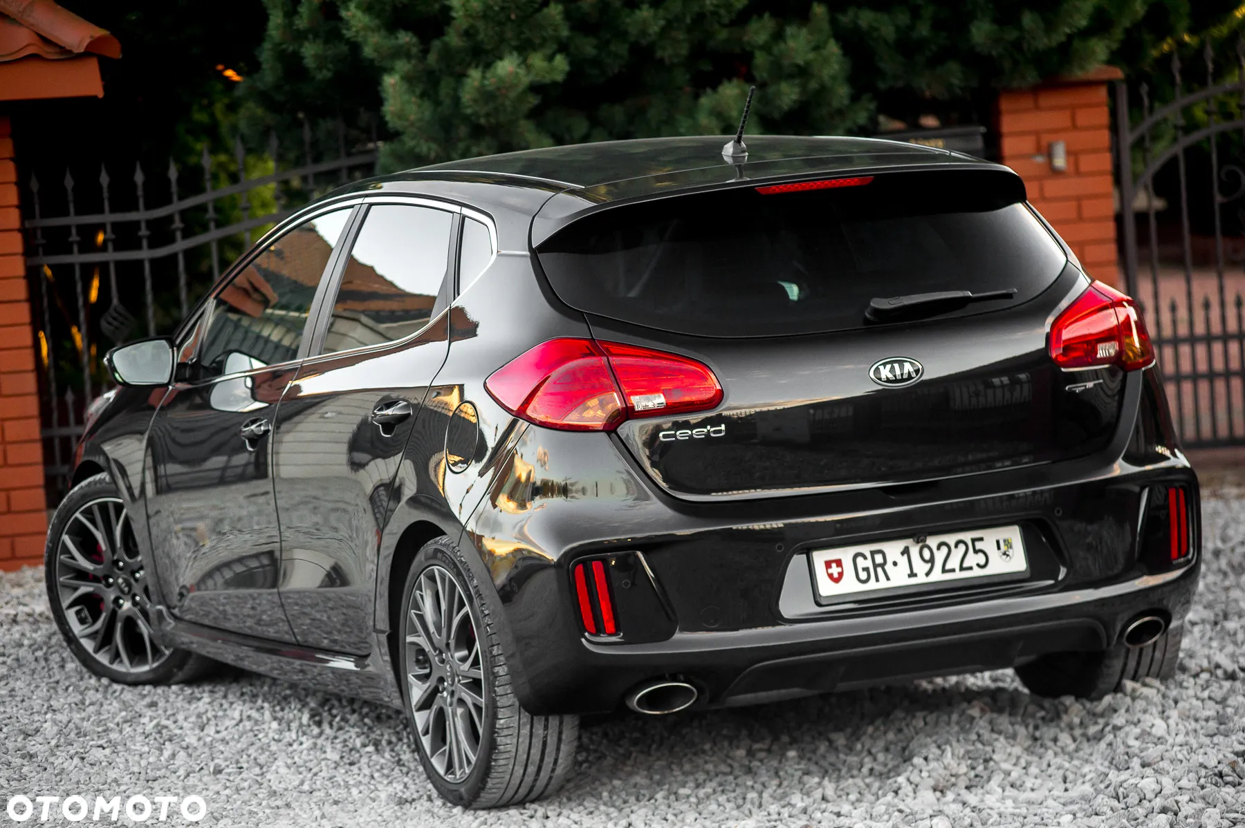 Kia Ceed 1.6 T-GDI GT - 9