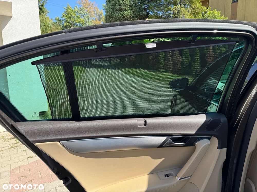 Volkswagen Passat 2.0 TSI Highline DSG - 17