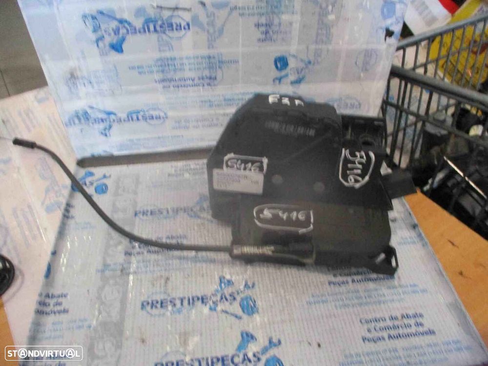 Fecho 825000767R RENAULT CLIO 4 SW 2014 1.5DCI 90CV 5P CINZA TD 4 PINOS - 1