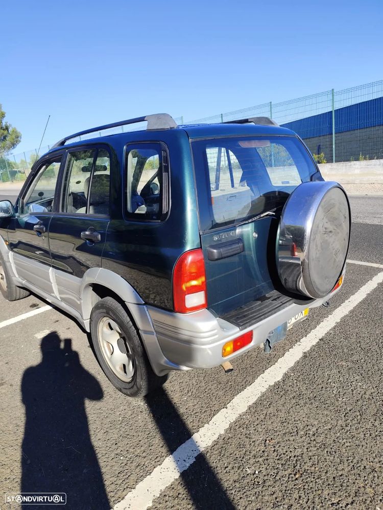 Suzuki Grand Vitara Metal Top 2.0 TDi - 4
