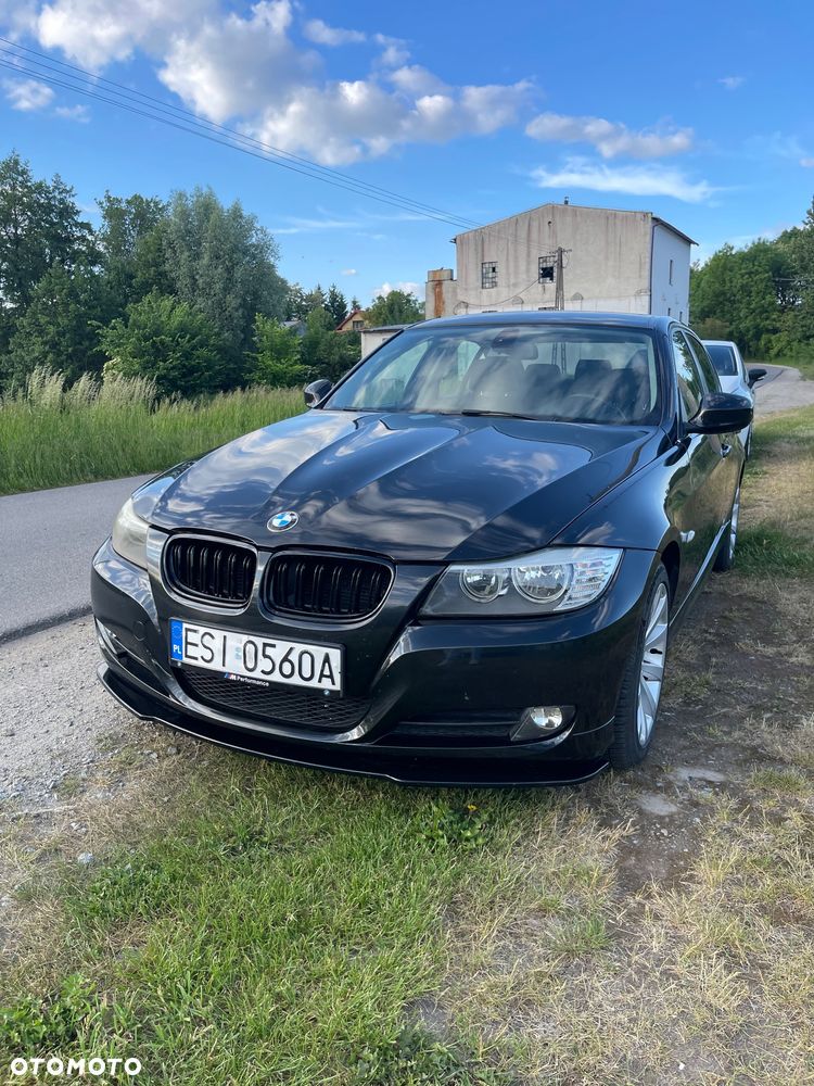 BMW Seria 3 318d - 11