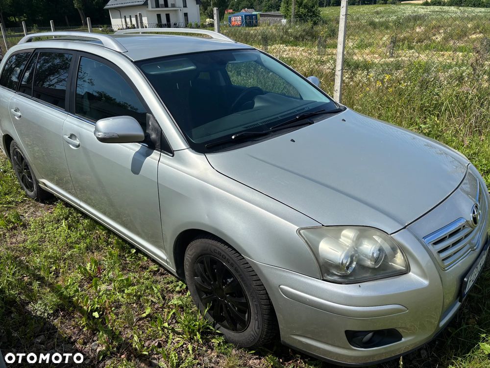 Toyota Avensis 1.8 VVT-i Luna - 3