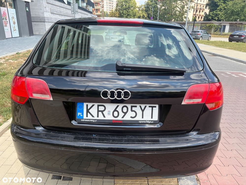 Audi A3 Sportback 1.6 TDI DPF Ambition - 10