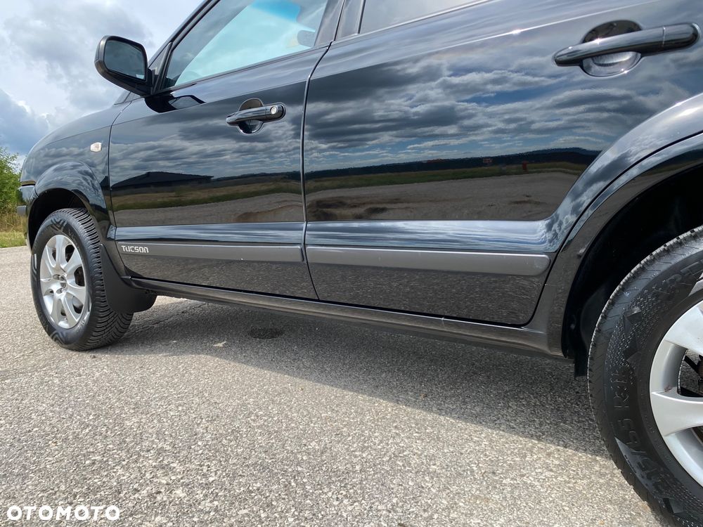 Hyundai Tucson 2.0 2WD GLS Navi - 28