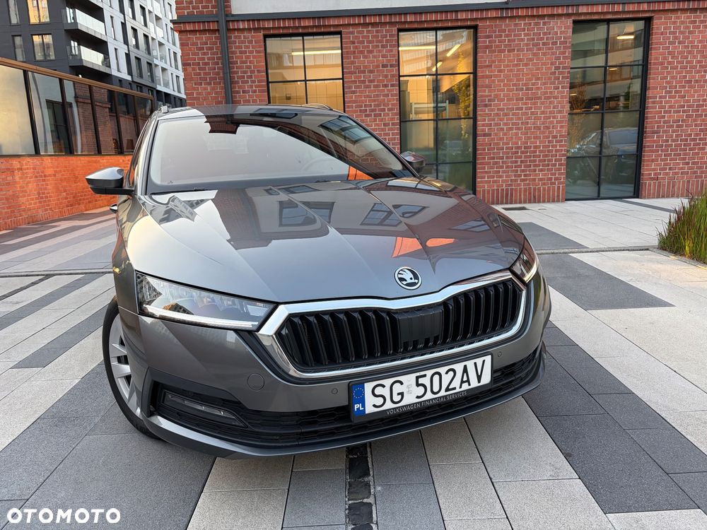 Skoda Octavia 2.0 TDI Ambition DSG - 5
