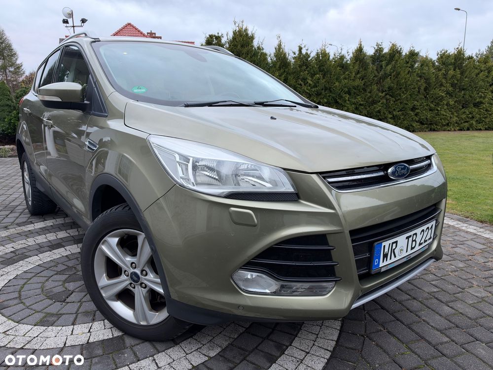 Ford Kuga 2.0 TDCi 2x4 Titanium - 3