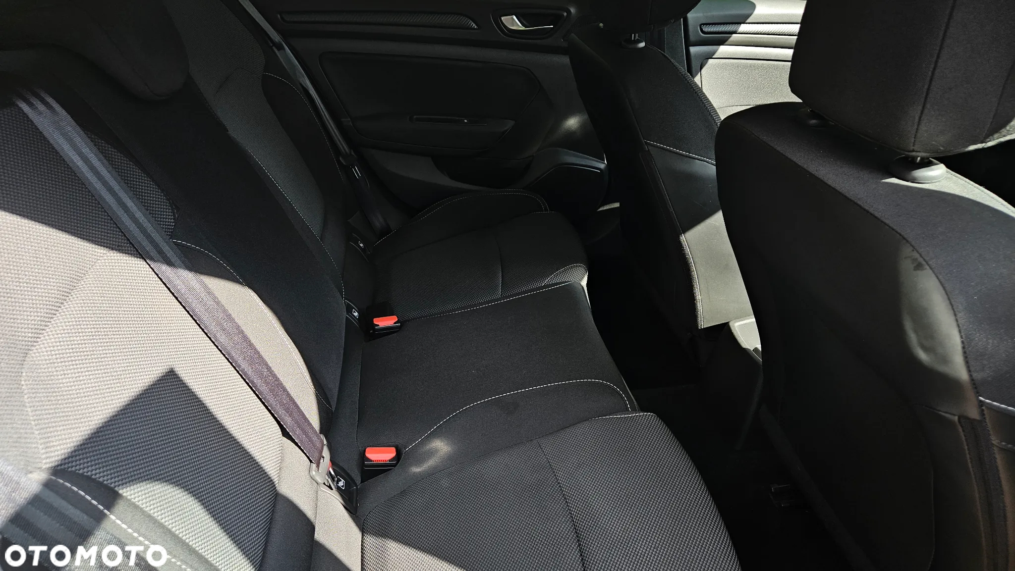 Renault Megane 1.3 TCe FAP Life - 19