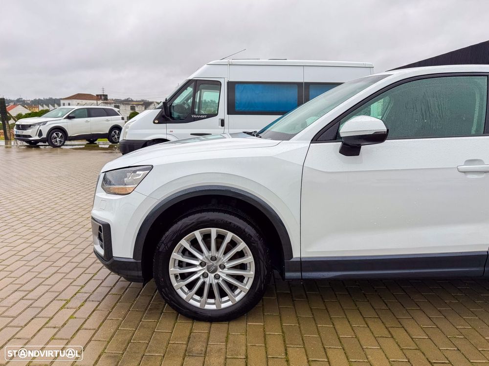 Audi Q2 30 TDI S tronic - 4