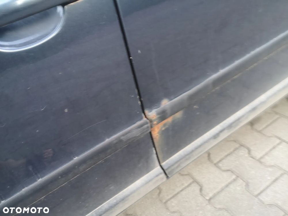 Volkswagen Passat 2.0 TDI Comfortline - 8