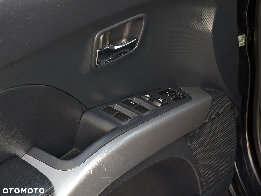 Peugeot 4007 HDI FAP 7-Sitzer Platinum - 22