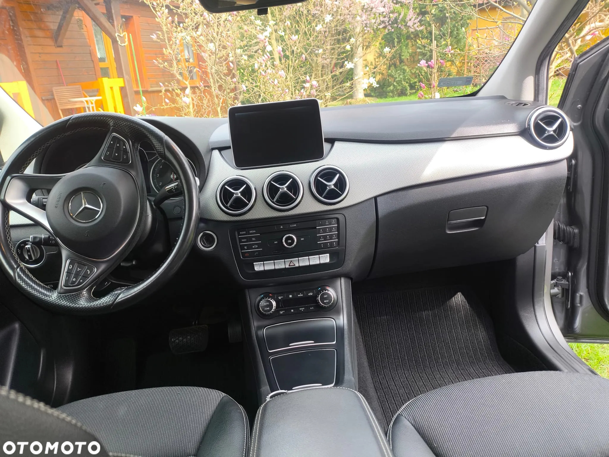 Mercedes-Benz Klasa B 220 4-Matic - 5
