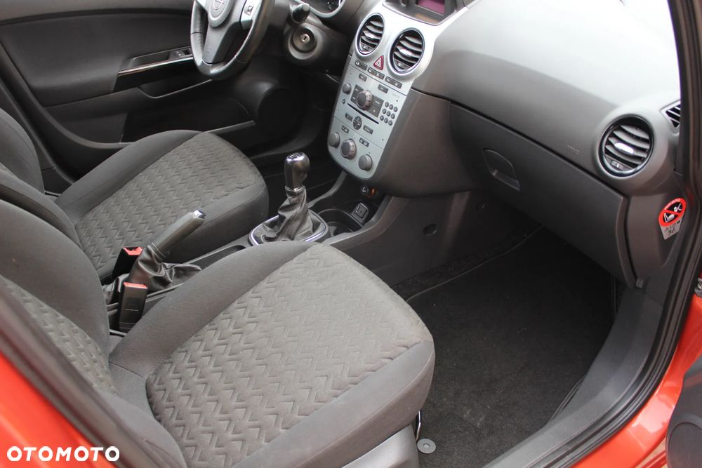 Opel Corsa 1.4 16V Active - 23