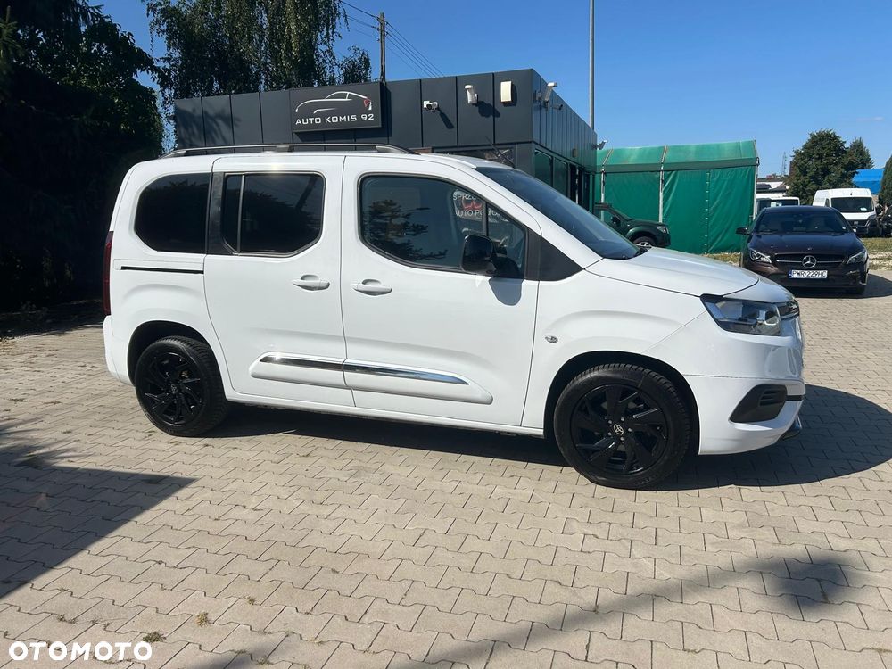 Toyota Proace City Verso 1.5 D-4D Family - 3