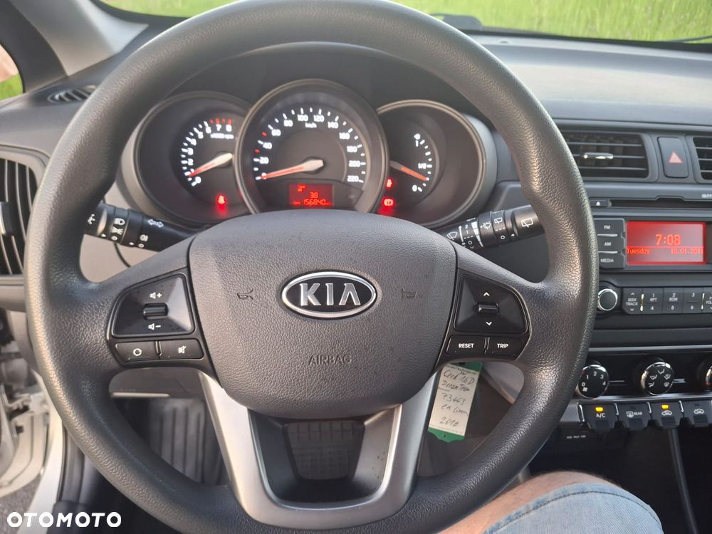 Kia Rio 1.2 ISG Dream Team Edition - 10