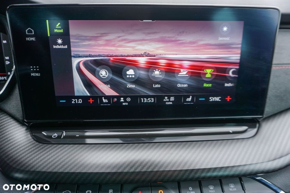 Skoda Octavia 2.0 TDI RS DSG - 25