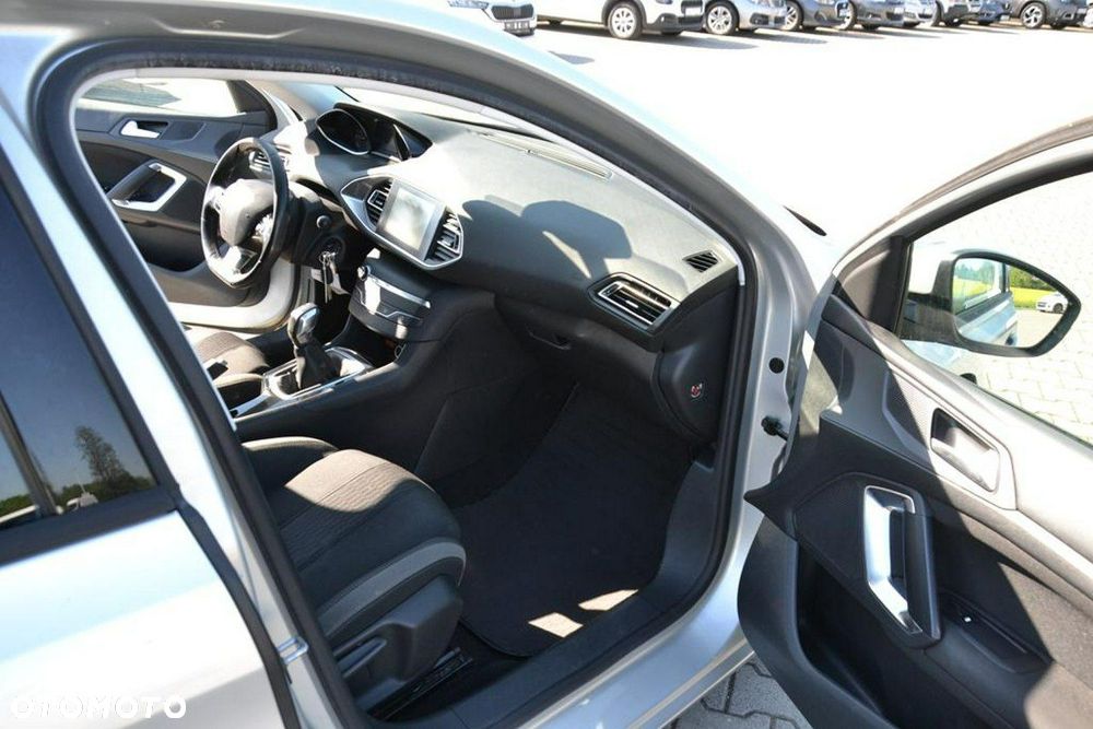 Peugeot 308 - 19