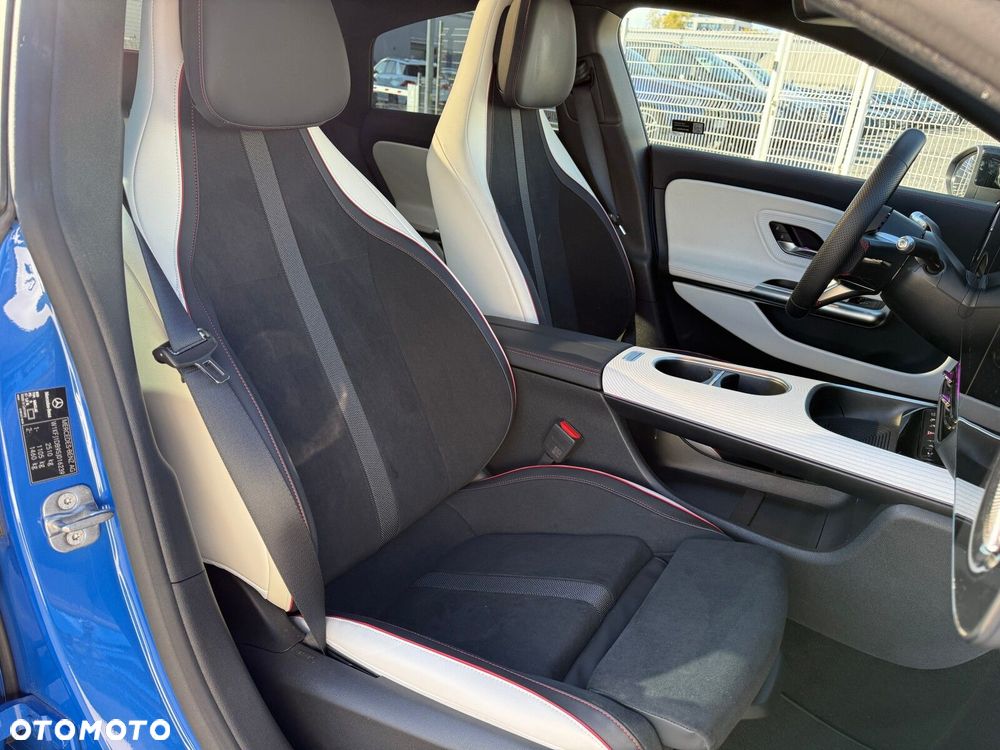 Mercedes-Benz CLA 250+ 85kWh - 22