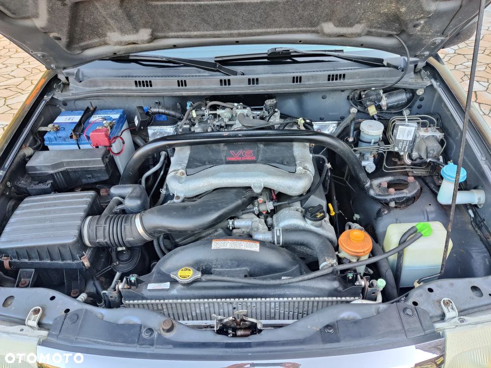 Suzuki Grand Vitara 2.5 V6 Comfort - 18