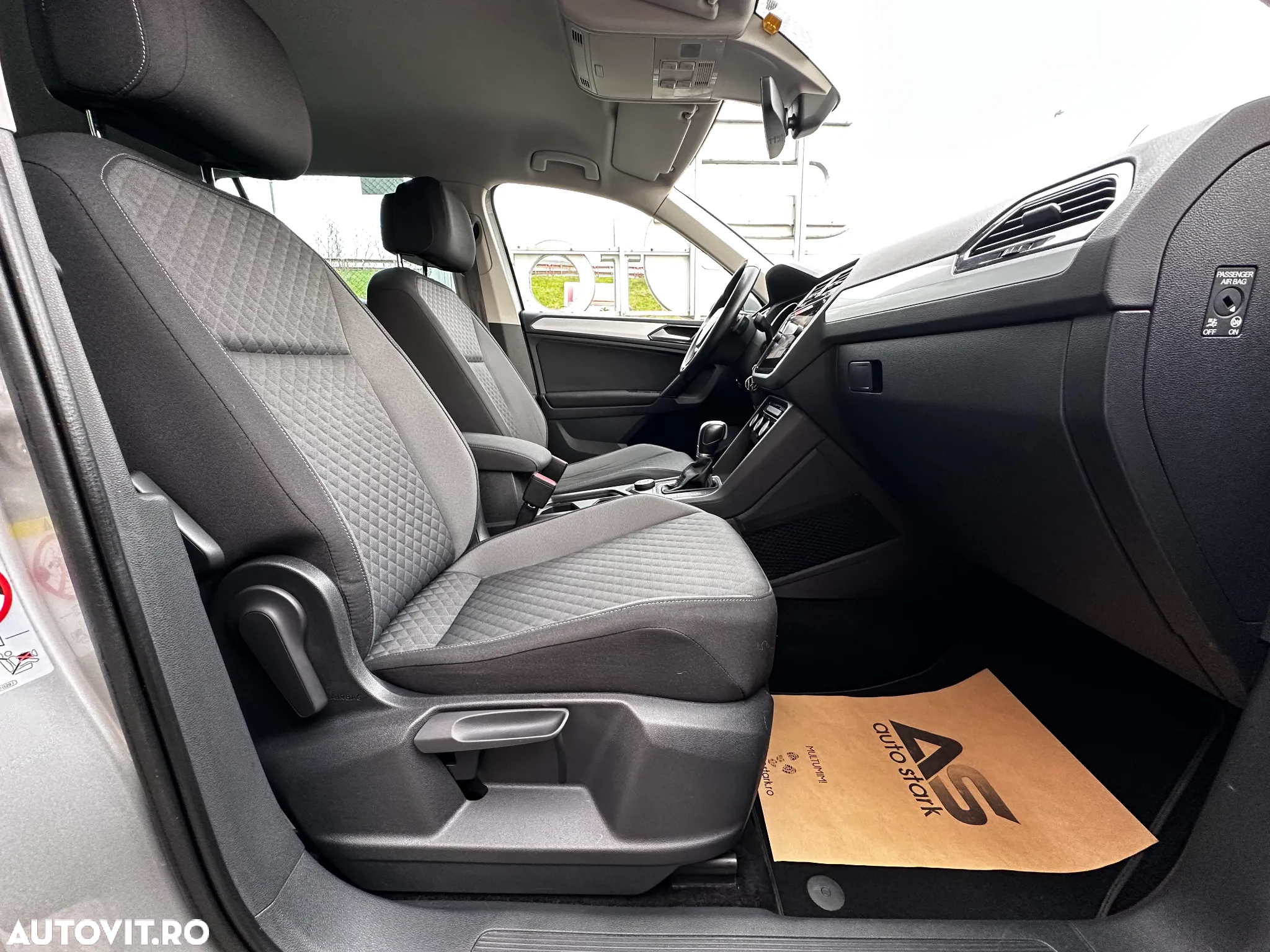 Volkswagen Tiguan 2.0 TDI SCR 4MOTION DSG R-Line - 21
