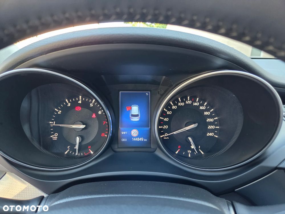 Toyota Avensis Touring Sports 1.8 Business Edition - 12