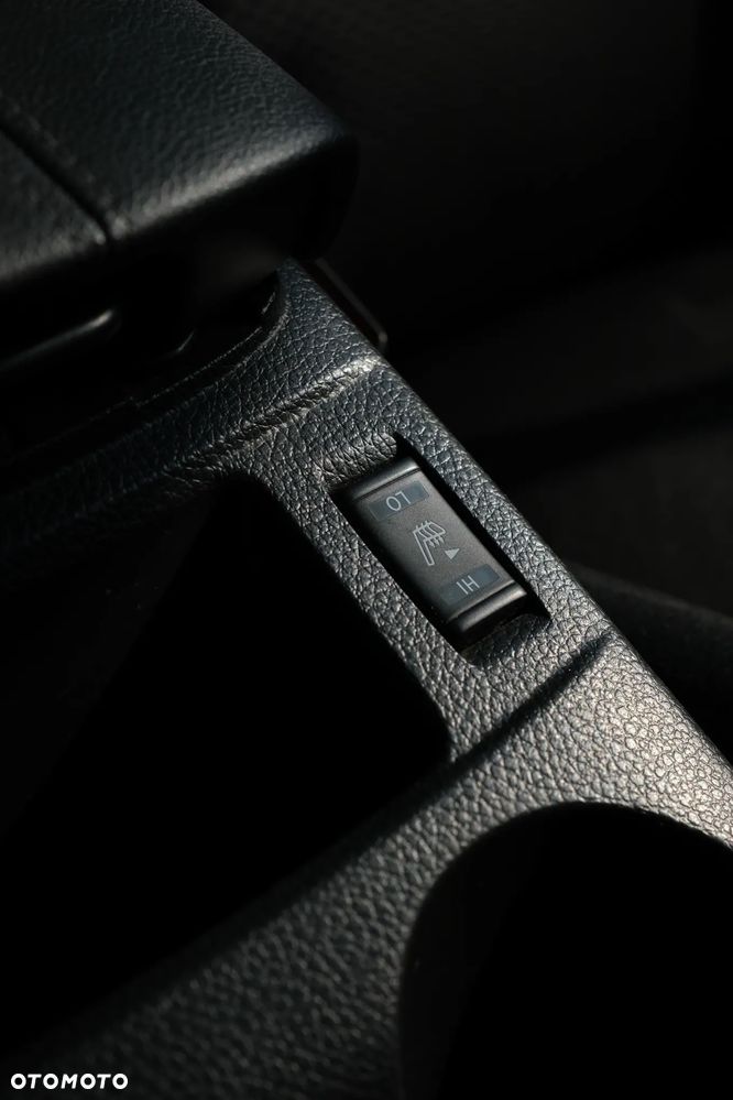 Nissan Qashqai 1.3 DIG-T N-Connecta DCT - 6