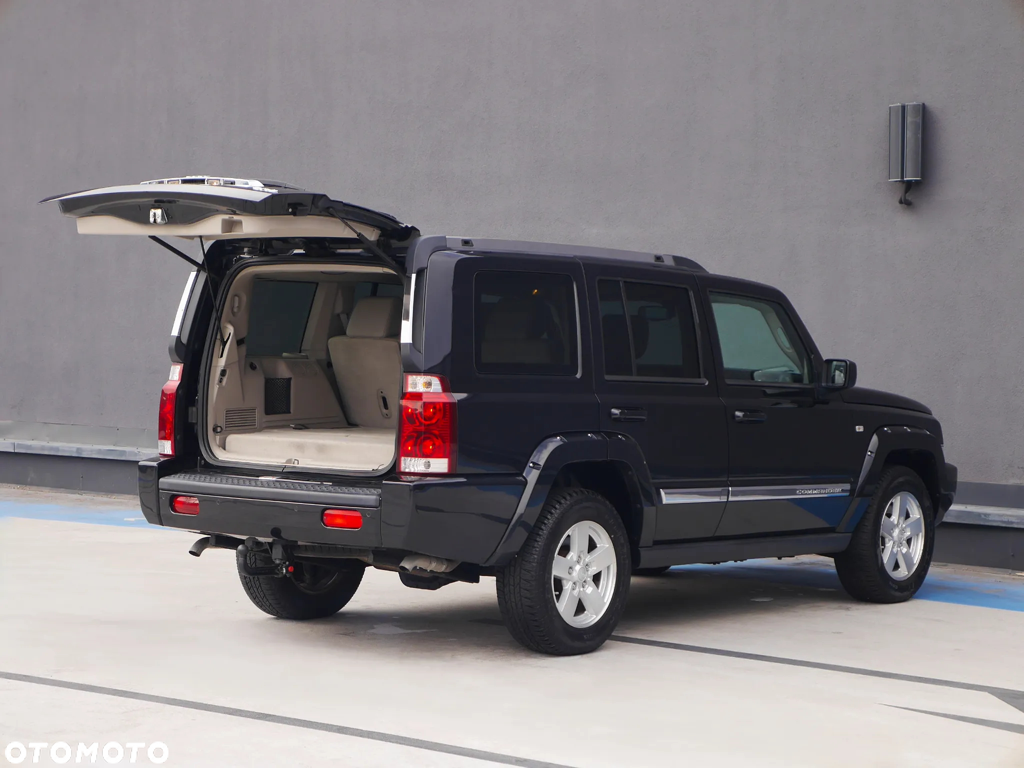 Jeep Commander 3.0 CRD Limited - 29