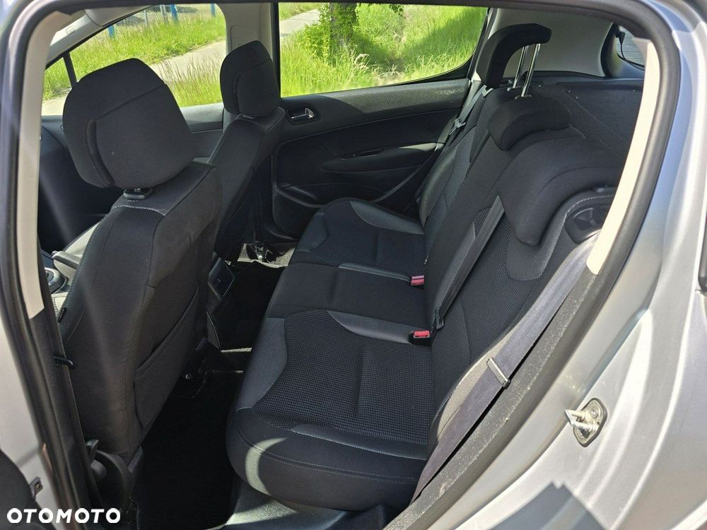 Peugeot 308 1.6 Trendy - 19