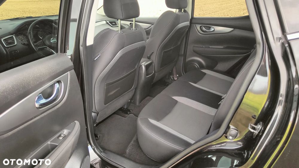 Nissan Qashqai 1.2 DIG-T Xtronic TEKNA+ - 30