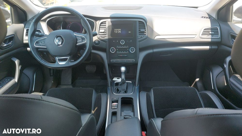 Renault Megane TCE 140 EDC Techno - 6