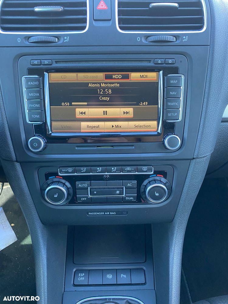 Volkswagen Golf 2.0 TDI Comfortline - 5