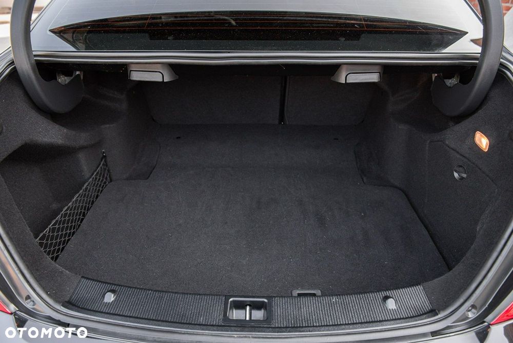 Mercedes-Benz Klasa C 350 CDI DPF 7G-TRONIC BlueEFFICIENCY Avantgarde - 28