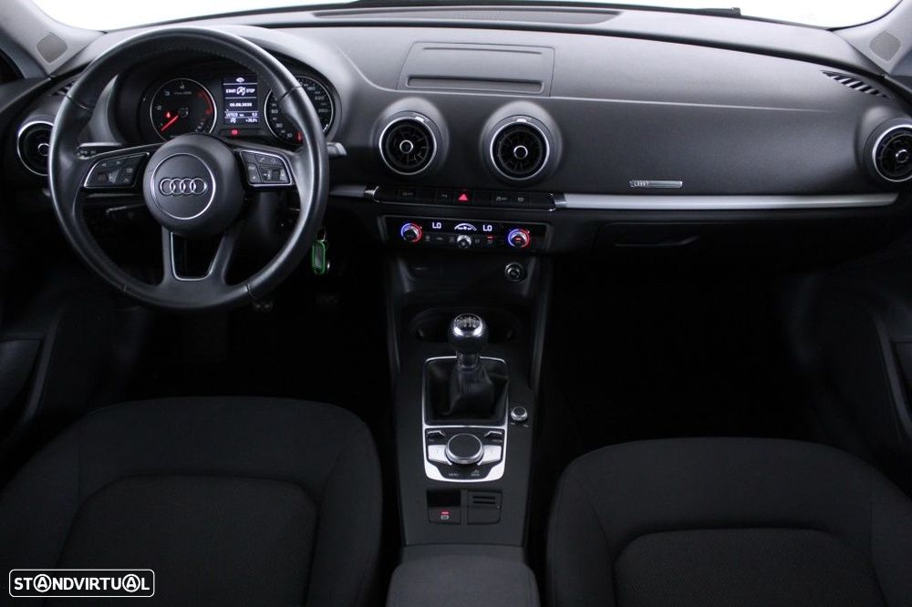Audi A3 Sportback 30 TDI - 18