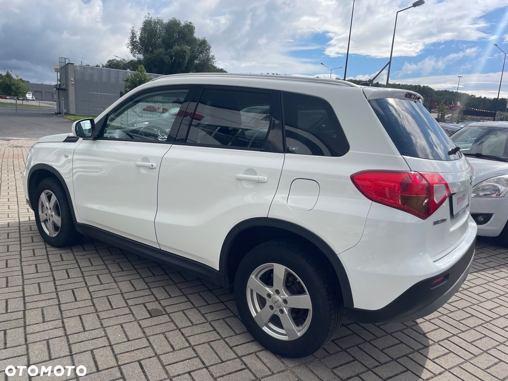 Suzuki Vitara 1.6 DDiS (4x4) Allgrip Comfort - 12