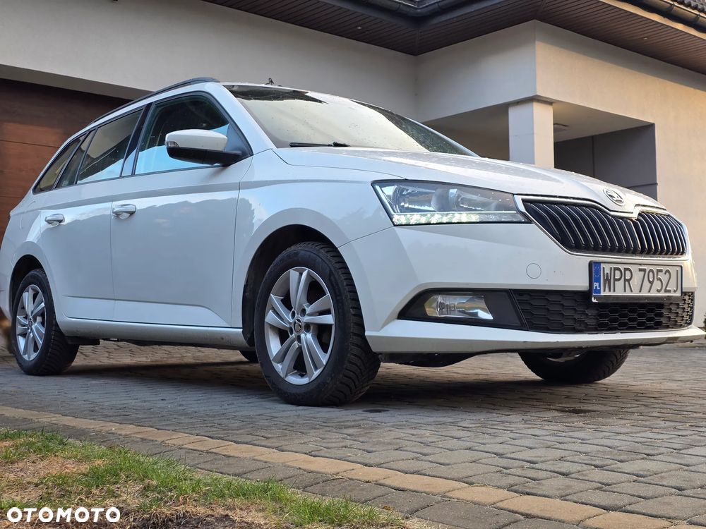 Skoda Fabia 1.0 TSI Ambition - 2