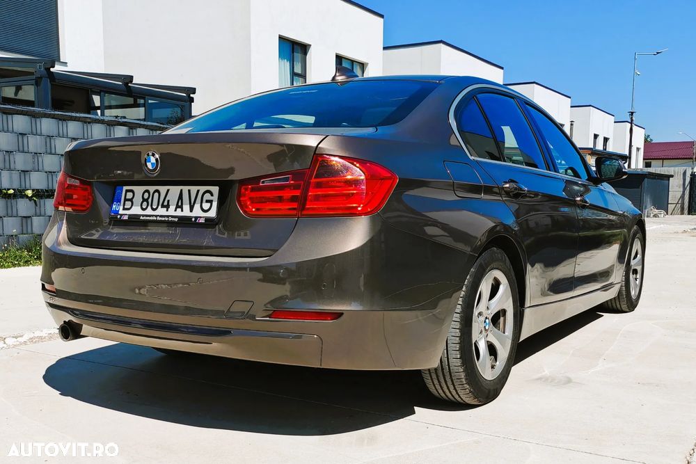 BMW Seria 3 320d Efficient Dynamic Edition Aut. - 8