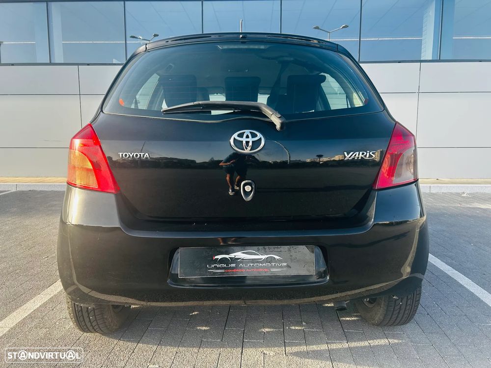 Toyota Yaris 1.4 D-4D Sol AC+VSC - 8