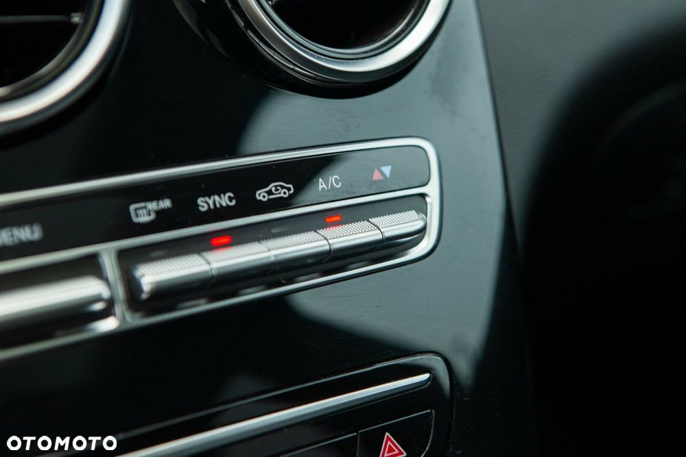 Mercedes-Benz GLC 200 d 4-Matic - 28