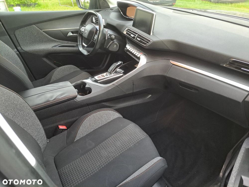 Peugeot 3008 - 8