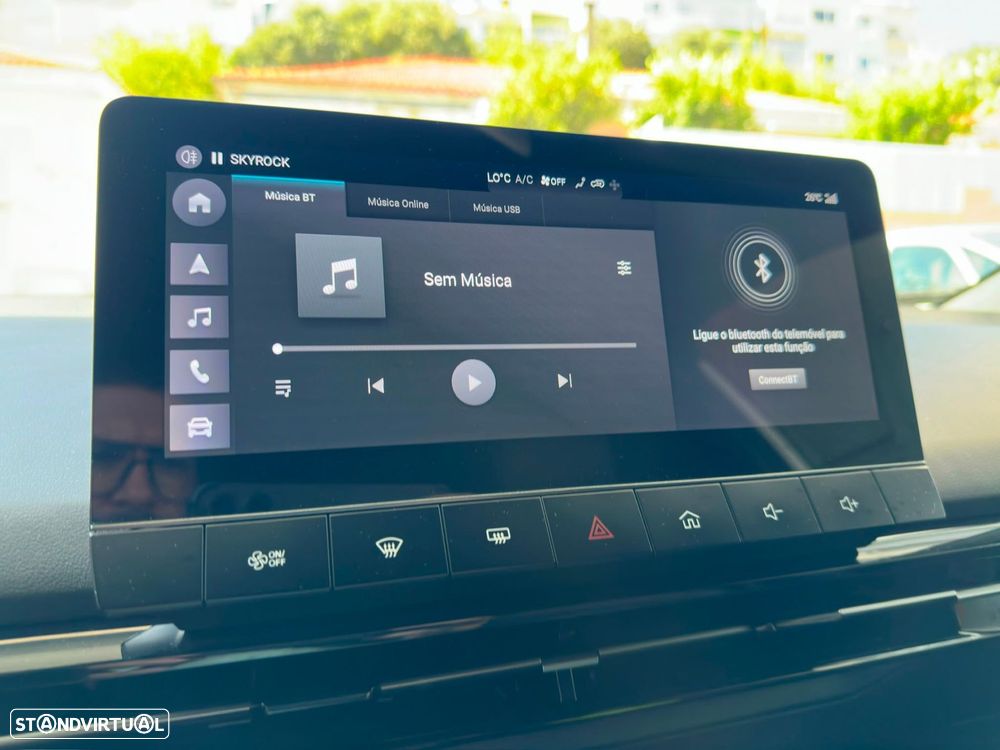 MG MG4 77 kWh Extended Range Luxury - 20