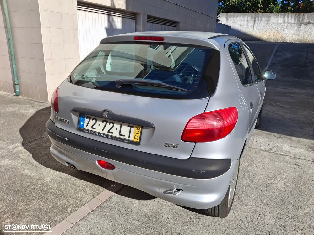 Peugeot 206 - 3