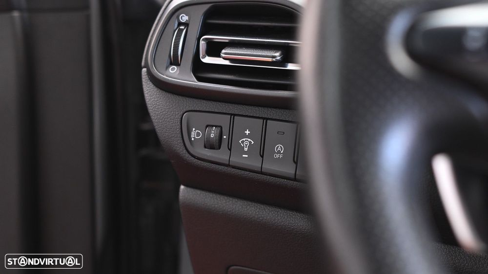 Hyundai i30 N 2.0 T-GDi Pack Performance 8DCT - 54