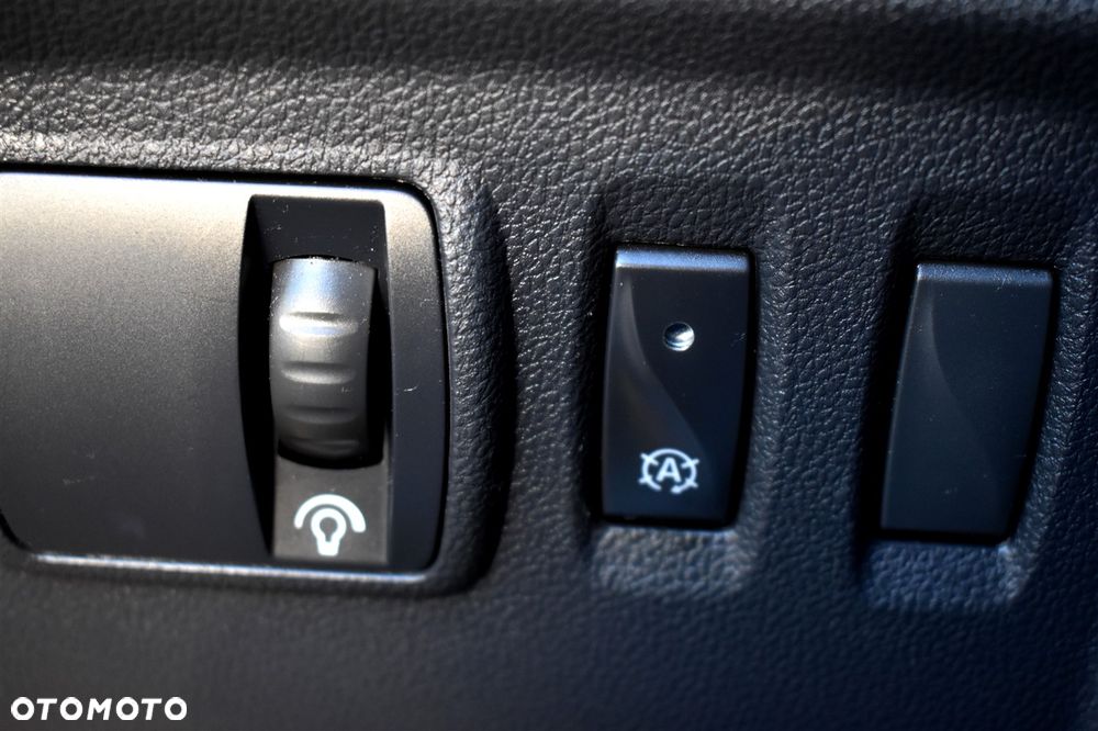 Renault Captur 0.9 Energy TCe Intens EU6 - 29
