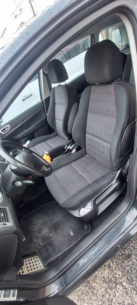 Peugeot 307 SW 1.6 HDi - 18