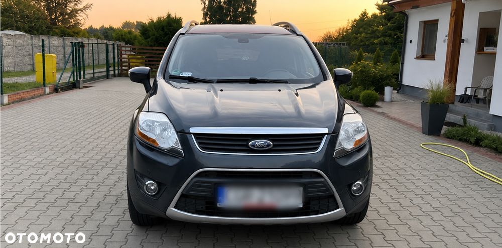 Ford Kuga - 1