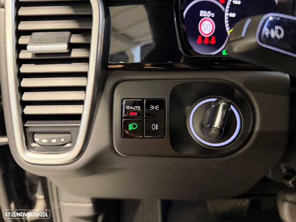 Porsche Cayenne E-Hybrid - 25
