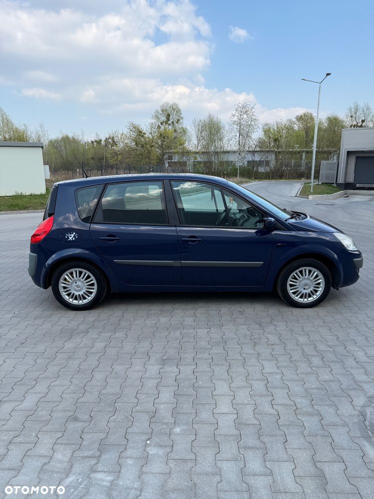 Renault Scenic 1.6 16V Authentique - 4