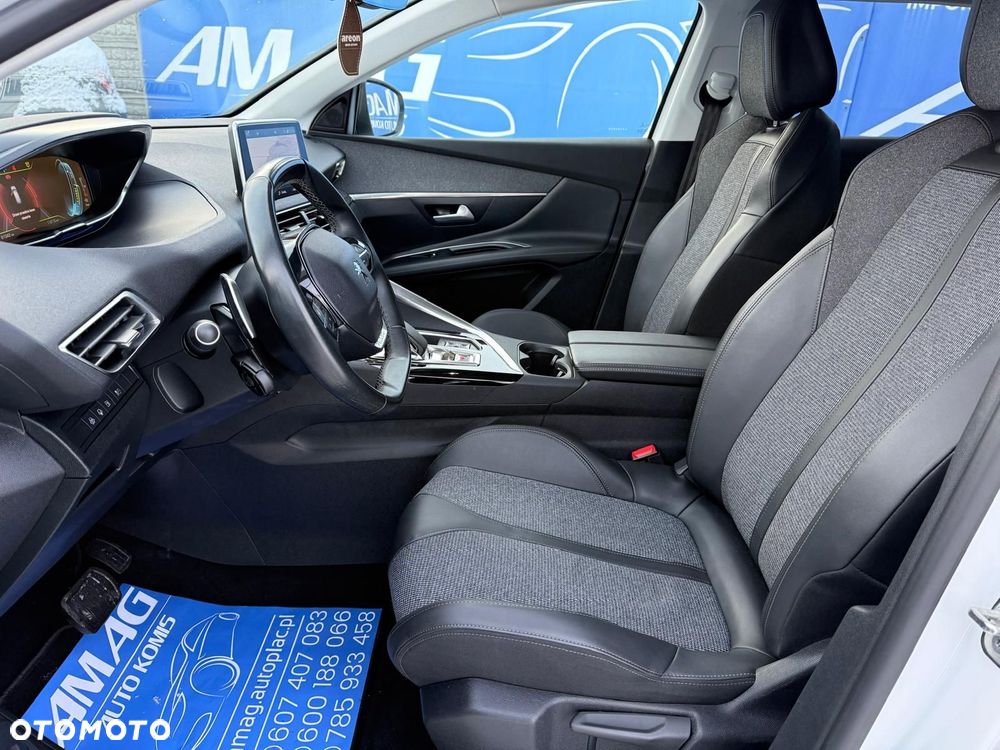 Peugeot 3008 1.6 PureTech Hybrid PHEV Allure S&S EAT8 - 17