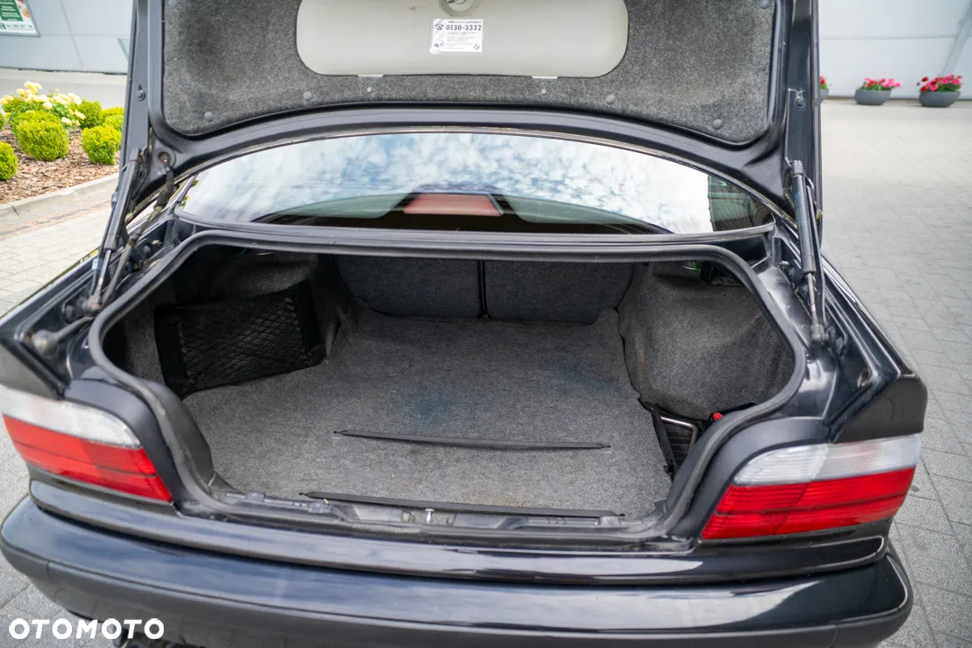 BMW Seria 3 - 38