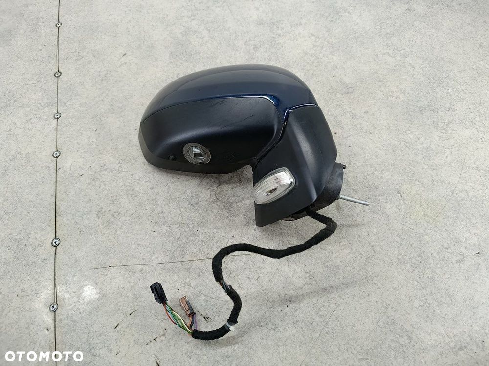 LUSTERKO PRAWE PEUGEOT 5008 KPS - 1