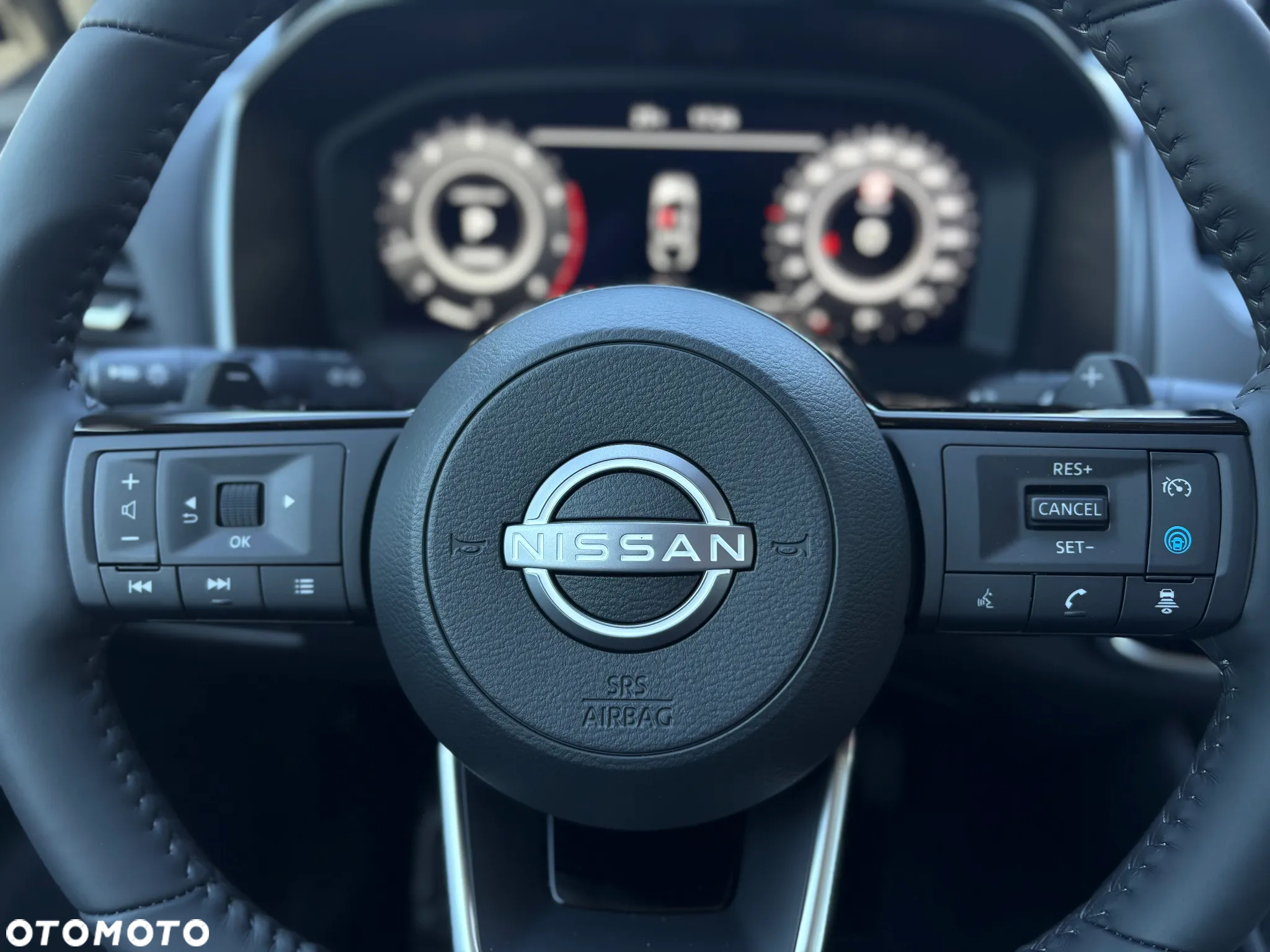 Nissan Qashqai 1.3 DIG-T mHEV N-Connecta Xtronic - 16